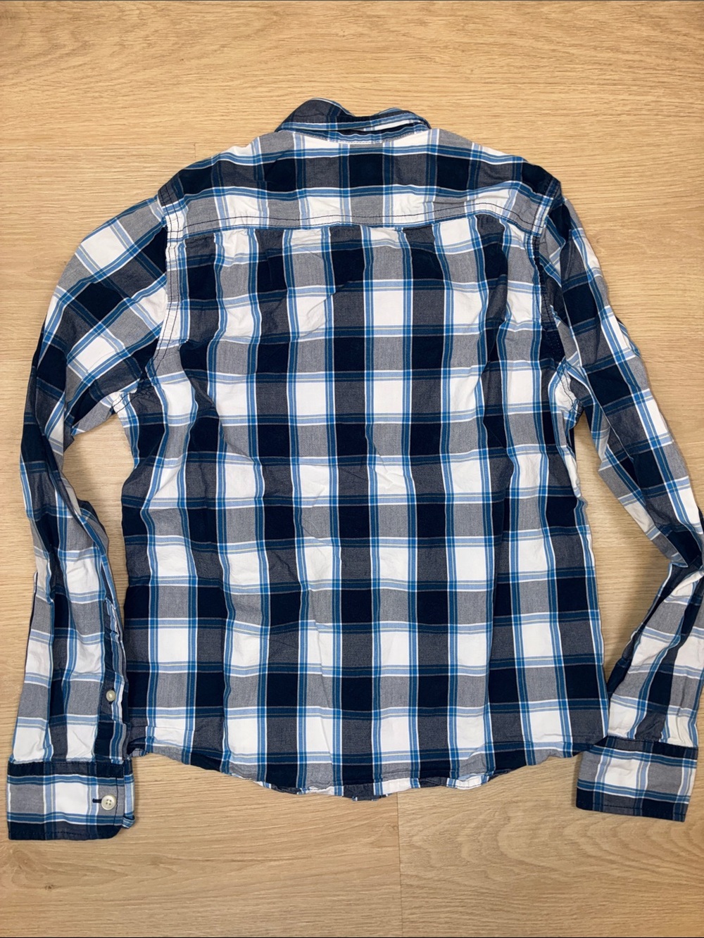 Abercrombie Kids Large Navy and White Plaid Button-Down Shirt - Picture 5 of 5